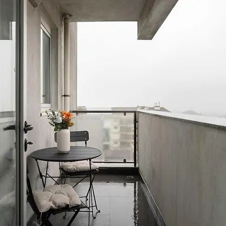 Modern Flat With Balcony & Garage By Hostwise Apartment *